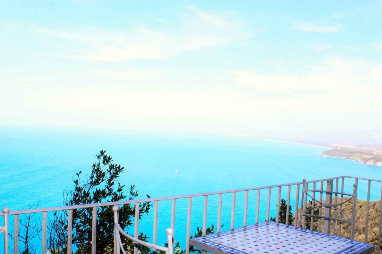 Castello Di Populonia Villa A Mare Eksteriør billede