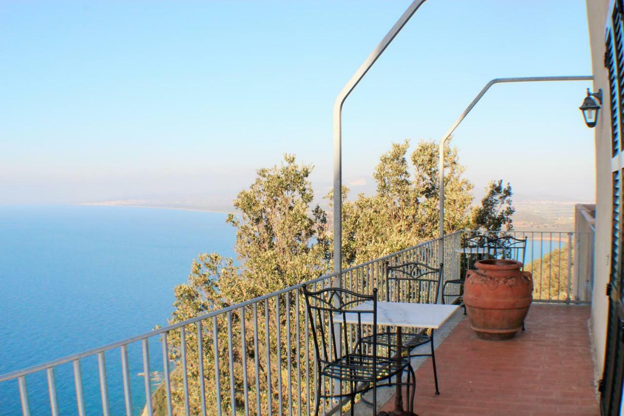 Castello Di Populonia Villa A Mare Eksteriør billede