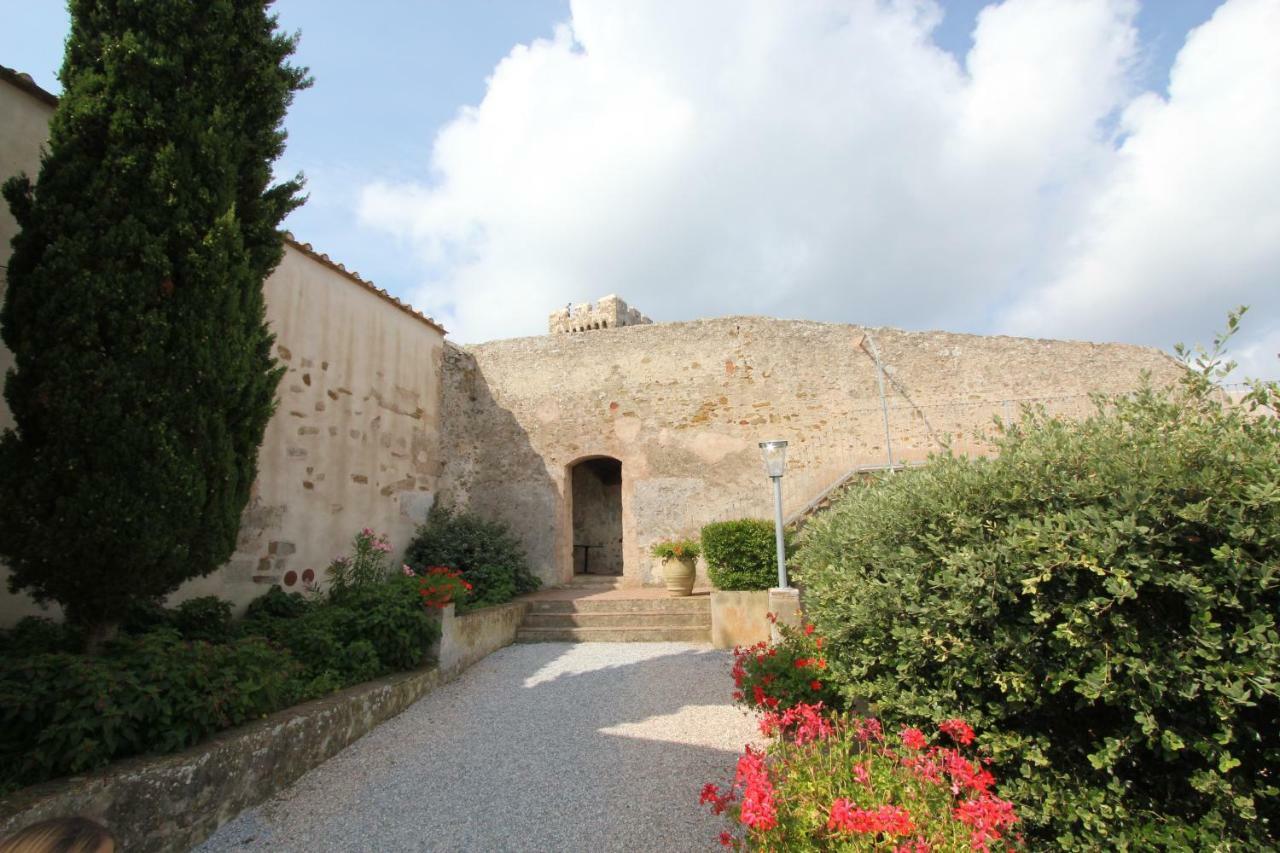Castello Di Populonia Villa A Mare Eksteriør billede
