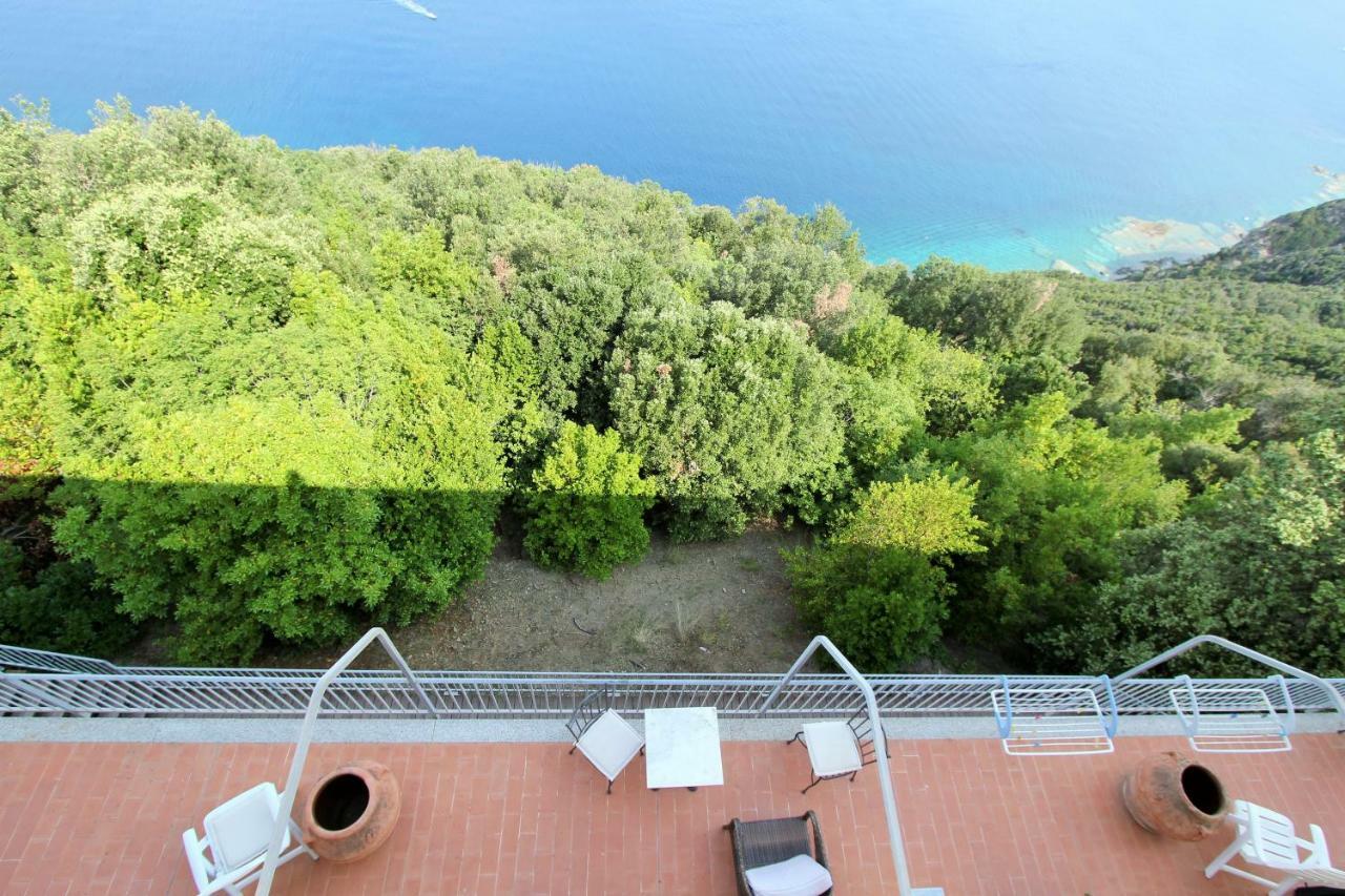 Castello Di Populonia Villa A Mare Eksteriør billede