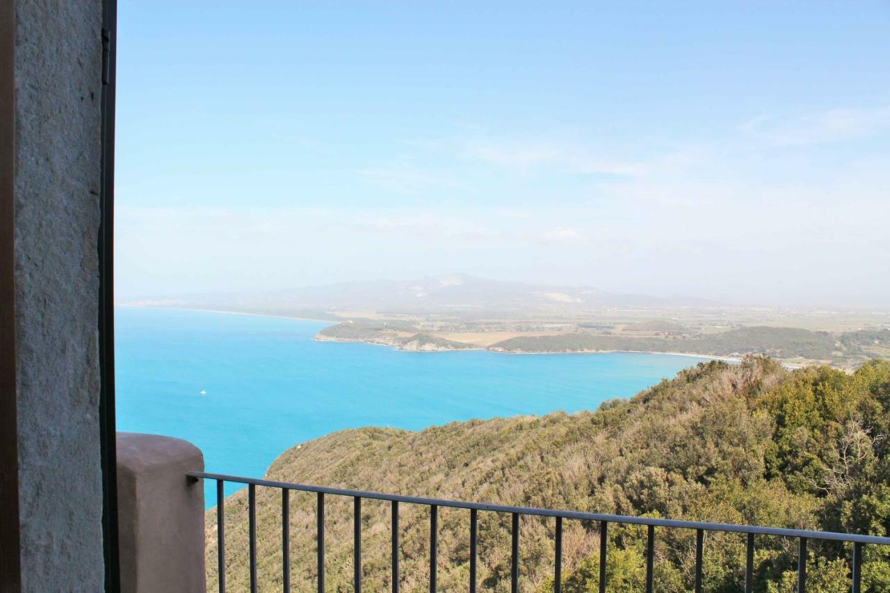 Castello Di Populonia Villa A Mare Eksteriør billede
